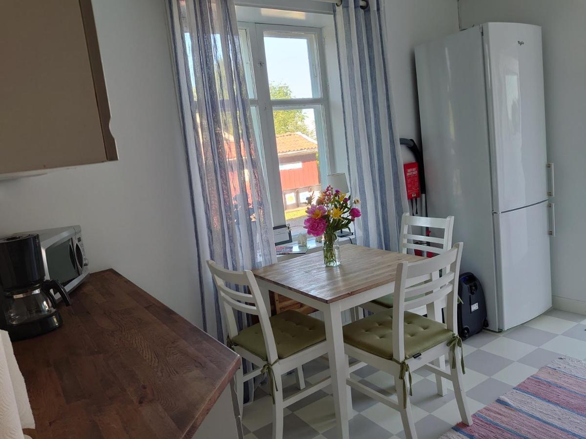 Vandrarhemmet Tallbacka/Aengelsberg Hostel Angelsberg Экстерьер фото
