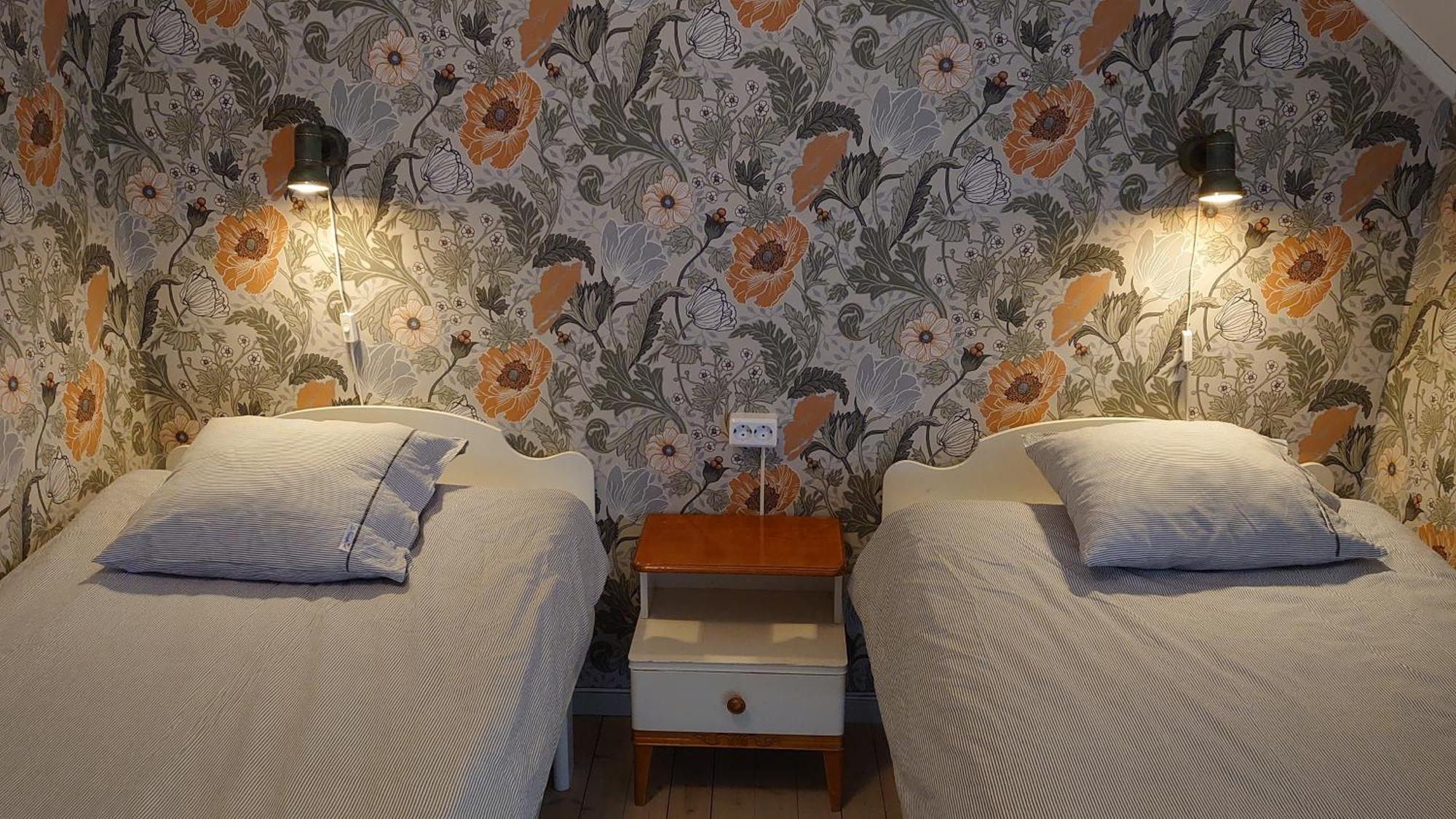 Vandrarhemmet Tallbacka/Aengelsberg Hostel Angelsberg Экстерьер фото